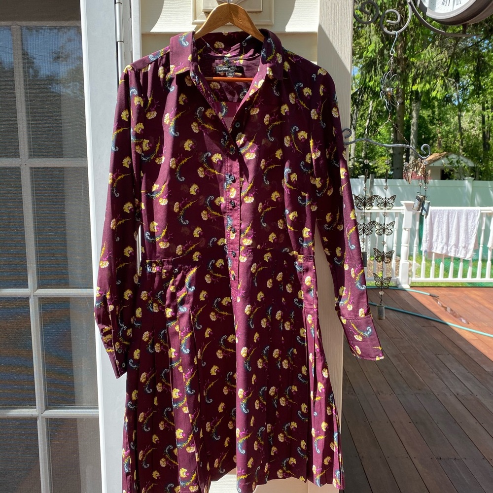 Banana Republic Pleated dress size 10
